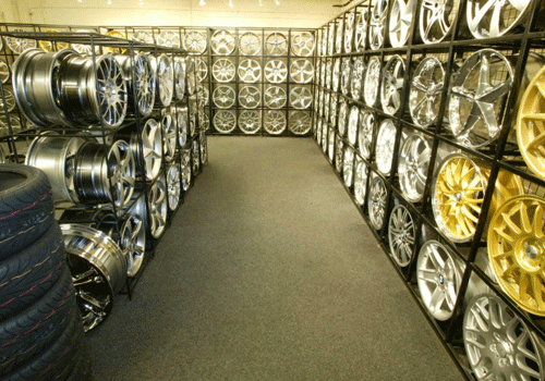 Alloy Wheels & Tyres